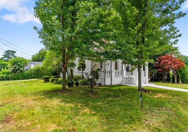 Photo 3 of Sale Pending at 501 W 2nd Avenue, Lexington, NC 27292 | MLS# 1227208 | Listing updated on 2026-09-26
