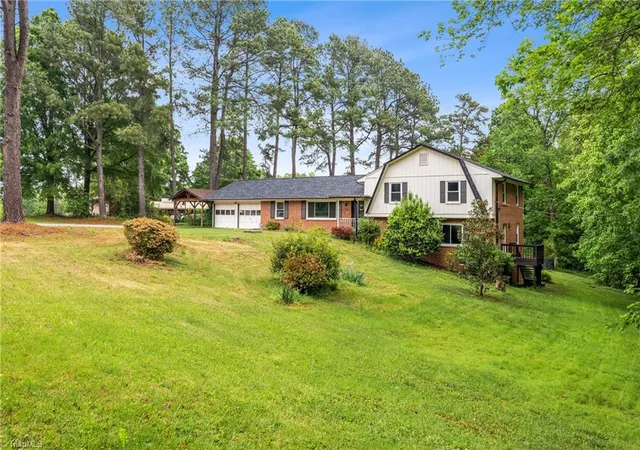 Photo 3 of Single family home for sale at 5217 Overlea Dr, Greensboro, NC 27407 | MLS# 1217884 | Listing updated on 2026-09-11