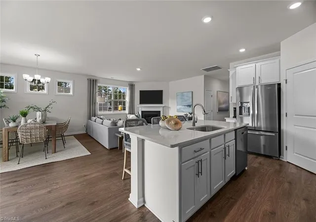 3rd image of 202 Mary Montrose Blvd, Jamestown, NC 27282 | MLS# 1209857