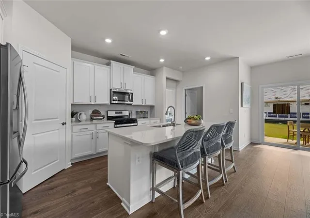 4th image of 202 Mary Montrose Blvd, Jamestown, NC 27282 | MLS# 1209857