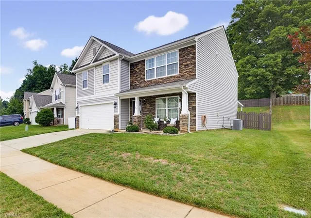 3rd image of 431 Hancock Dr, Kernersville, NC 27284 | MLS# 1226049