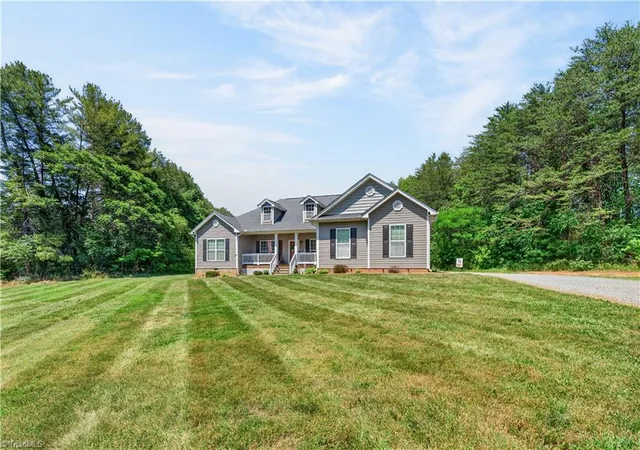 Homes for sale in Pilot Mountain, NC | 552 Tom Hunter Rd, Pilot Mountain, NC 27041 | MLS# 1221891
