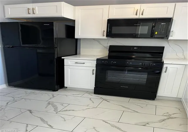 Photo 1 of Sale Pending at 519 Brookside Ct, Kernersville, NC 27284 | MLS# 1233896 | Listing updated on 2026-10-02