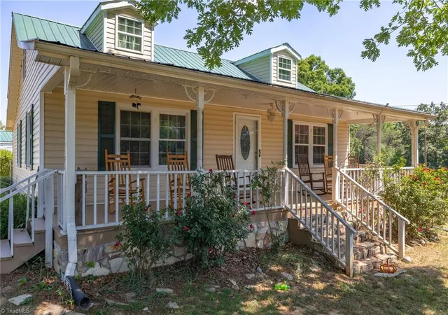1st image of 122 Buck Rd, Eden, NC 27288 | MLS# 1220501