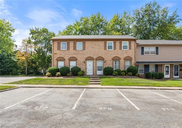Single Family Residence at 1827 Johnson St #B, High Point, NC 27262 | MLS# 1193795 | | Sold on 2025-10-21