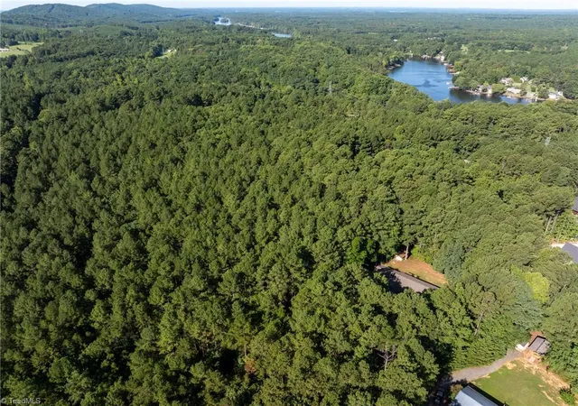 5th image of 146 Cove Wood Dr, Denton, NC 27239 | MLS# 1231651
