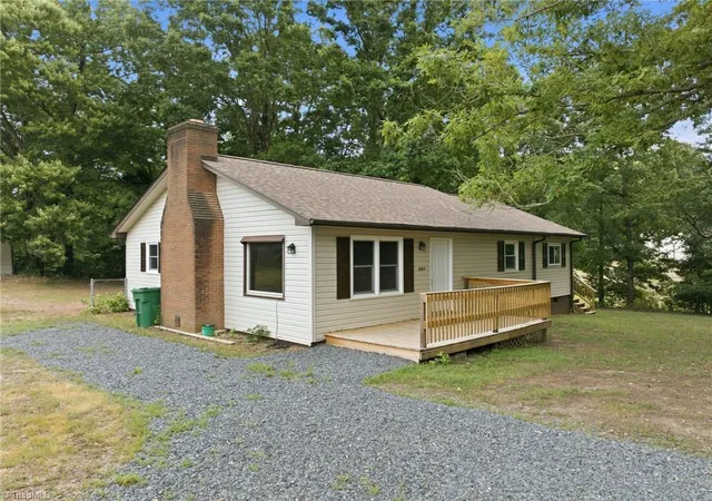 Homes for sale in Mayodan, NC | 221 Dan Valley Rd, Mayodan, NC 27027 | MLS# 1226769