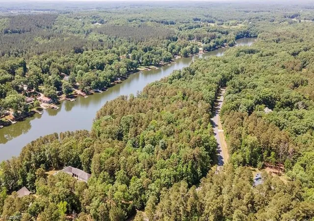Photo 3 of Sale Pending at 722 Emerald Bay Dr, Salisbury, NC 28146 | MLS# 1227006 | Listing updated on 2026-09-16