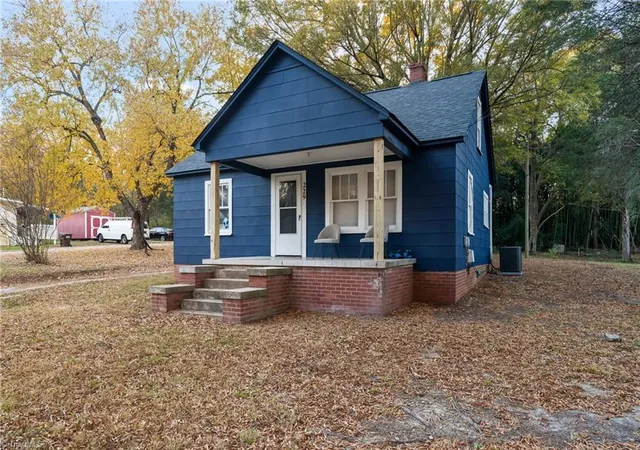 Photo 1 of Sale Pending at 229 Dorothy St, High Point, NC 27262 | MLS# 1226133 | Listing updated on 2026-07-30