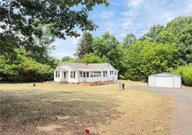 35th image of 5480 Old Walkertown Rd, Winston Salem, NC 27105 | MLS# 1224687