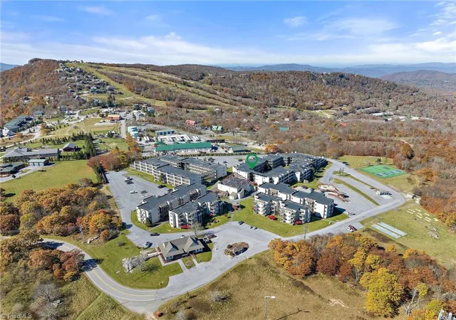 Photo 50 of Manufactured home for sale at 301 Pinnacle Inn Rd #3302, Beech Mountain, NC 28604 | MLS# 1176827 | Listing updated on 2026-08-07