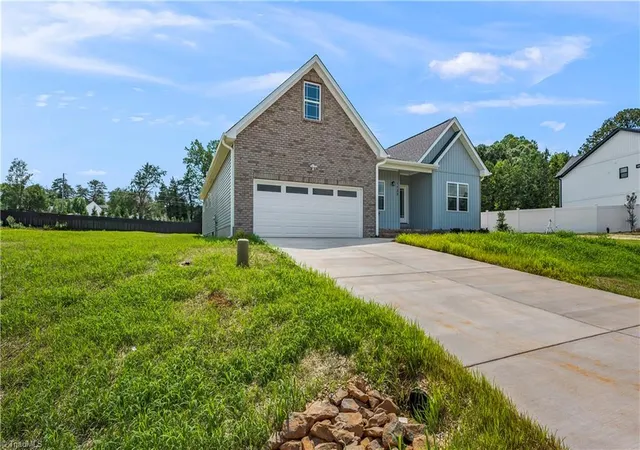 3rd image of 1133 Timber Hill Dr, Rural Hall, NC 27045 | MLS# 1227348