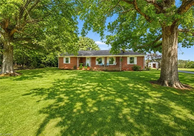 2nd image of 309 Kirby Rd, King, NC 27021 | MLS# 1229965