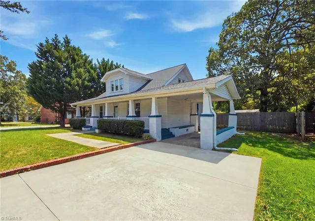 4th image of 1001 Blair St, Thomasville, NC 27360 | MLS# 1230757