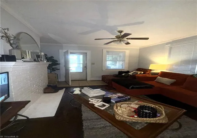 Photo 4 of House for sale at 321 S Green St, Winston Salem, NC 27101 | MLS# 1233994 | Listing updated on 2026-09-02