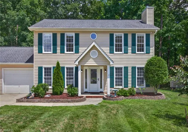 4th image of 4000 Loch Mere Rd, High Point, NC 27265 | MLS# 1227624