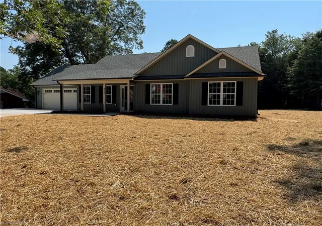Photo 2 of Sale Pending at 212 River St, East Bend, NC 27018 | MLS# 1227811 | Listing updated on 2026-09-27