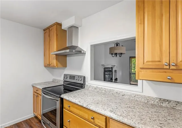 Photo 4 of Single family home for sale at 116 Cloister Oaks Cir, Winston Salem, NC 27127 | MLS# 1227999 | Listing updated on 2026-09-21