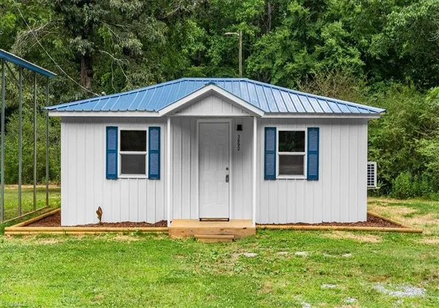 Homes for sale in Denton, NC | 3092 Denton Rd, Denton, NC 27239 | MLS# 1225224