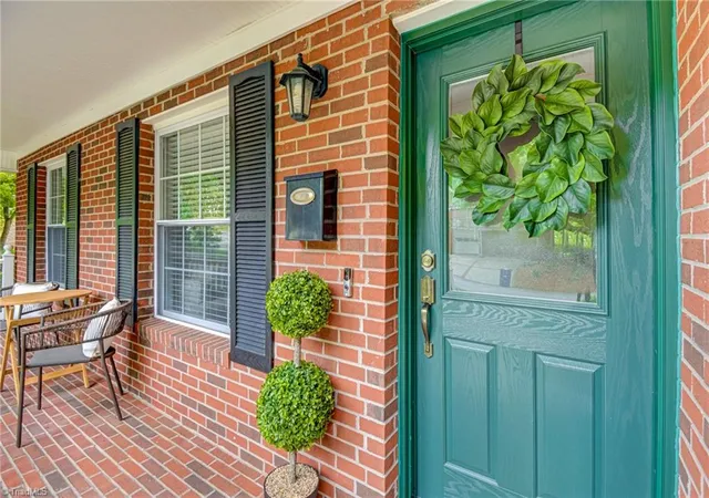 4th image of 2832 Kensington Rd, Winston Salem, NC 27106 | MLS# 1223724
