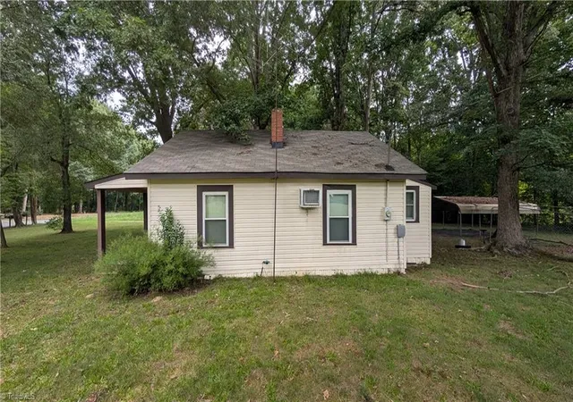 Photo 3 of Single family home for sale at 4323 Holly Spring Rd, Ramseur, NC 27316 | MLS# 1233144 | Listing updated on 2026-09-29