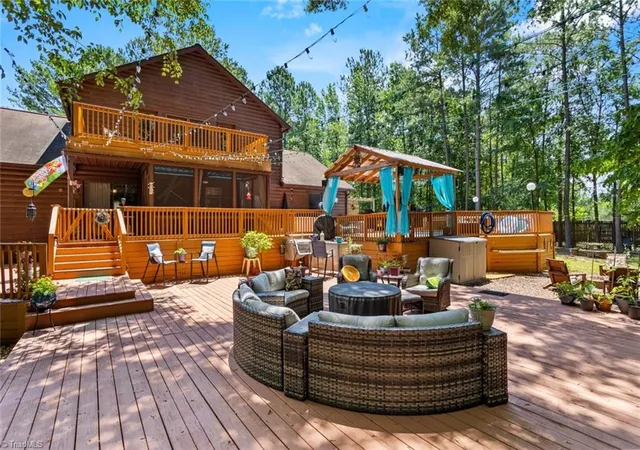 1st image of 143 Mohegan Trl, Mocksville, NC 27028 | MLS# 1225721