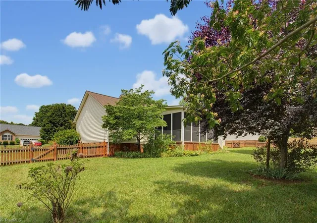 31st image of 521 Lowergate Ln, Kernersville, NC 27284 | MLS# 1226018