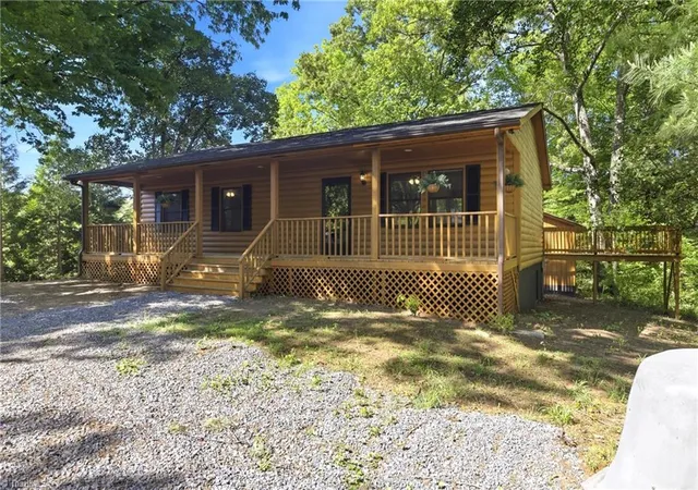 3rd image of 3089 Pipers Gap Rd, Mount Airy, NC 27030 | MLS# 1223239