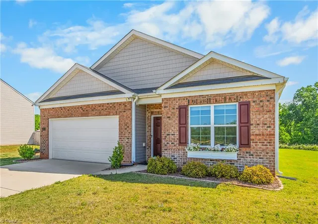 1st image of 192 Culloden Dr, Mocksville, NC 27028 | MLS# 1217127