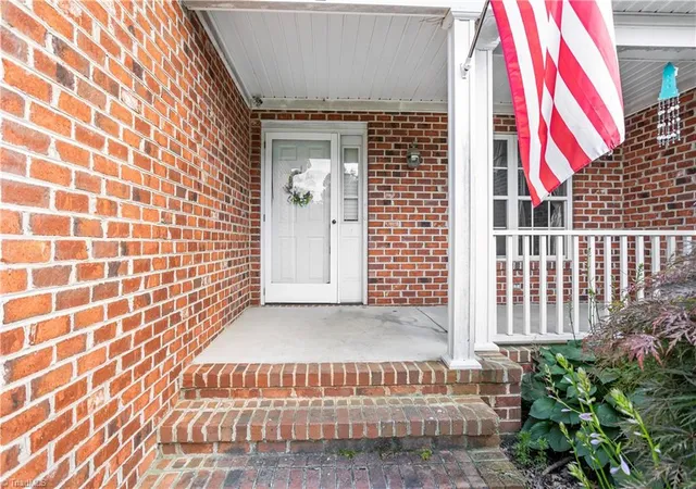 Photo 3 of Single family home for sale at 242 Hasty School Rd, Thomasville, NC 27360 | MLS# 1231208 | Listing updated on 2026-09-03