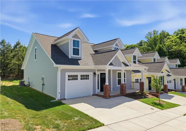 Homes for sale in Haw River, NC | 1731 Old Fields Blvd, Haw River, NC 27258 | MLS# 1219496