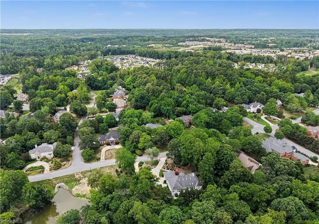 44th image of 4105 Brambletye Dr, Greensboro, NC 27407 | MLS# 1227284