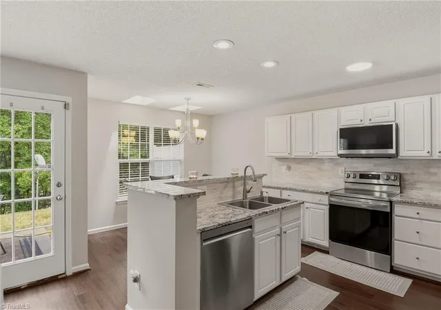 4th image of 1109 Academic Dr, Winston Salem, NC 27106 | MLS# 1226031