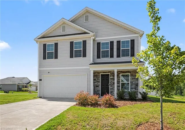 Photo 1 of Single family home for sale at 154 Stone River Wy, Mayodan, NC 27027 | MLS# 1233428 | Listing updated on 2026-10-04