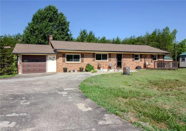 4th image of 5736 Davis Rd, Walkertown, NC 27051 | MLS# 1227227