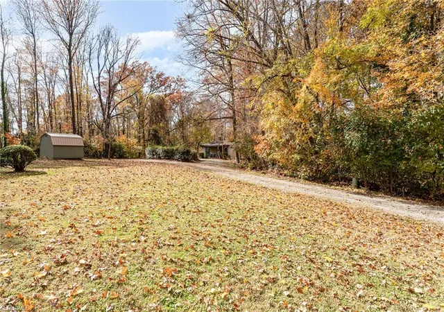 5th image of 3404 N Rockingham Rd, Greensboro, NC 27407 | MLS# 1202481