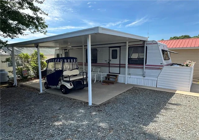Photo 2 of Manufactured home for sale at 117 Elm St, New London, NC 28127 | MLS# 1223686 | Listing updated on 2026-09-04