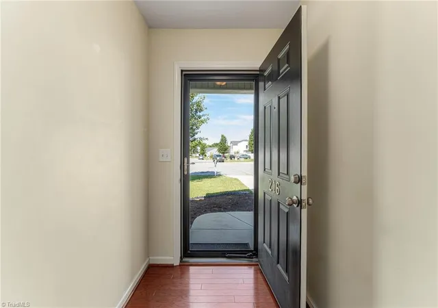 5th image of 216 Florida Dr, Thomasville, NC 27360 | MLS# 1225914