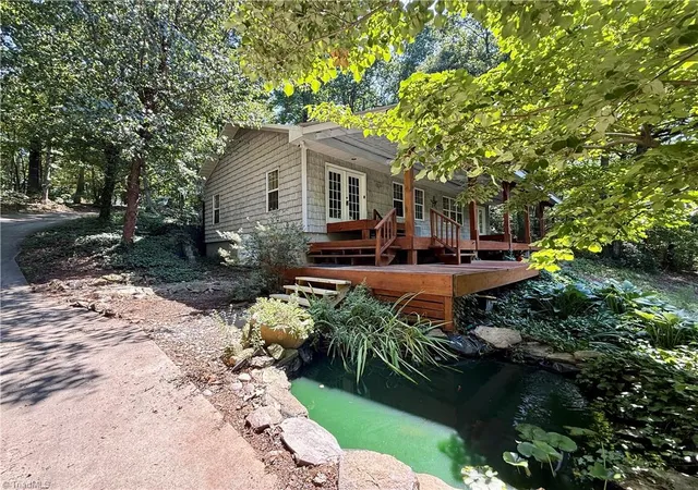 Photo 1 of Single family home for sale at 900 Smokey Mtn Trl, North Wilkesboro, NC 28659 | MLS# 1227907 | Listing updated on 2026-09-03