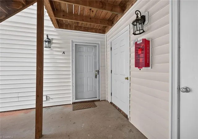 Photo 3 of Single family home for sale at 4219 Edith Ln #A, Greensboro, NC 27409 | MLS# 1226554 | Listing updated on 2026-08-28