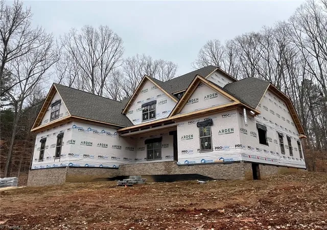 Photo 4 of Single family home for sale at 814 Montrachet Ct, Lewisville, NC 27023 | MLS# 1190296 | Listing updated on 2026-09-13