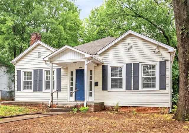 4th image of 1915 W Academy St, Winston Salem, NC 27103 | MLS# 1222143