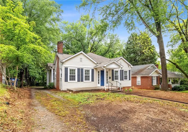 5th image of 1915 W Academy St, Winston Salem, NC 27103 | MLS# 1222143