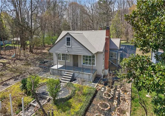 Homes for sale in Asheboro, NC | 1312 Mack Rd, Asheboro, NC 27205 | MLS# 1213155