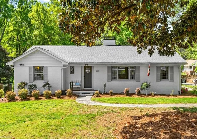 3rd image of 3707 W Friendly Ave, Greensboro, NC 27410 | MLS# 1216030