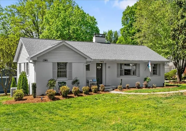 5th image of 3707 W Friendly Ave, Greensboro, NC 27410 | MLS# 1216030