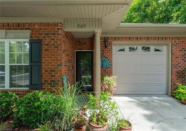 2nd image of 205 Chickadee Dr, Lexington, NC 27292 | MLS# 1227267