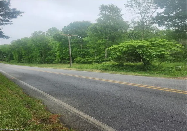 2nd image of 184 E Sheraton Park Rd #Lot 3, Greensboro, NC 27406 | MLS# 1224197