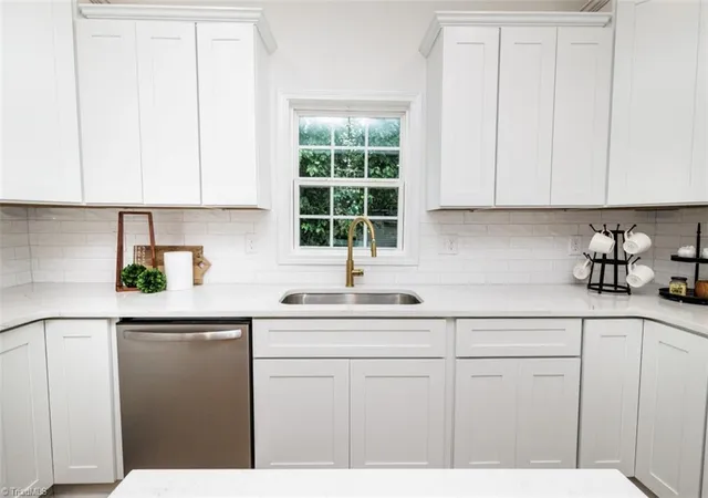 Photo 3 of Single family home for sale at 1300 N Main St, Salisbury, NC 28144 | MLS# 1224239 | Listing updated on 2026-09-22