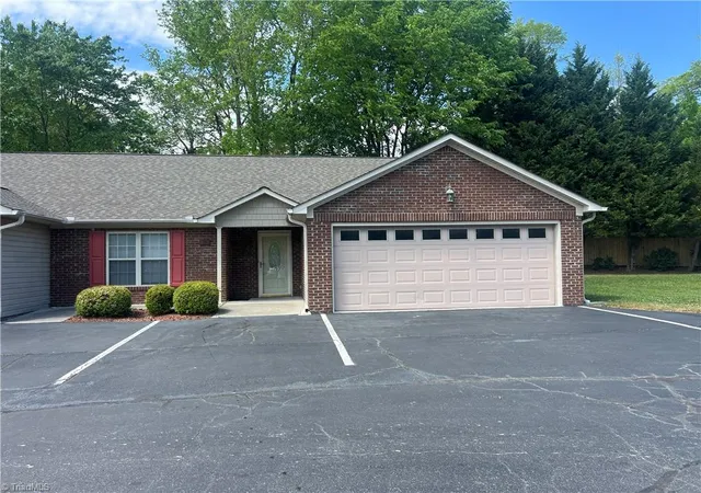 Photo 1 of Sale Pending at 405 Pinefield Pl, Thomasville, NC 27360 | MLS# 1216181 | Listing updated on 2026-09-22